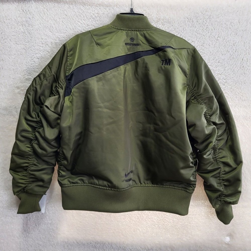 Nike Sportswear Big Swoosh Reversible Bomber Jacket Mens Sz S DD6055-326 NWT